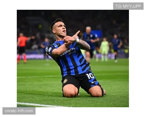 劳塔罗高位逼抢解析:防守参与如何提升球队压迫强度 劳塔罗高位逼抢解析:防守参与如何提升球队压迫强度